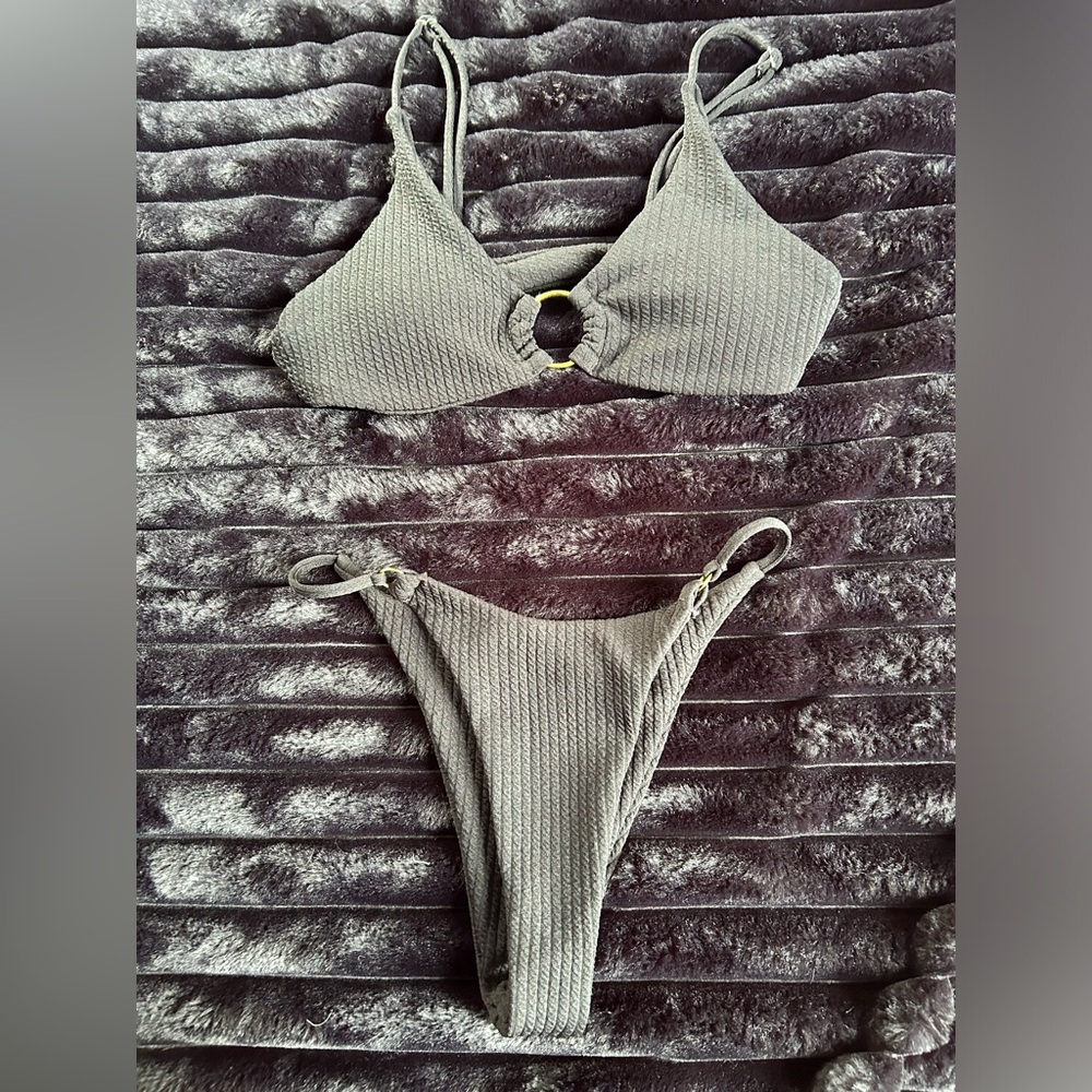 Swim suit